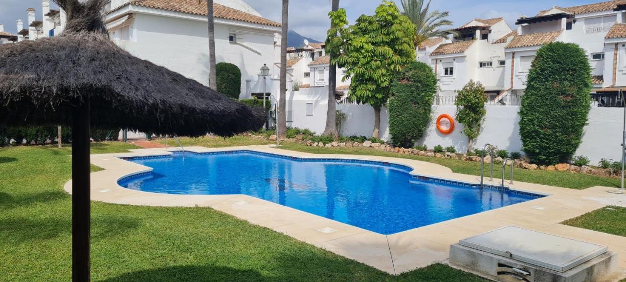 Serenity Luxury , Puerto Banus 马尔韦利亚 外观 照片