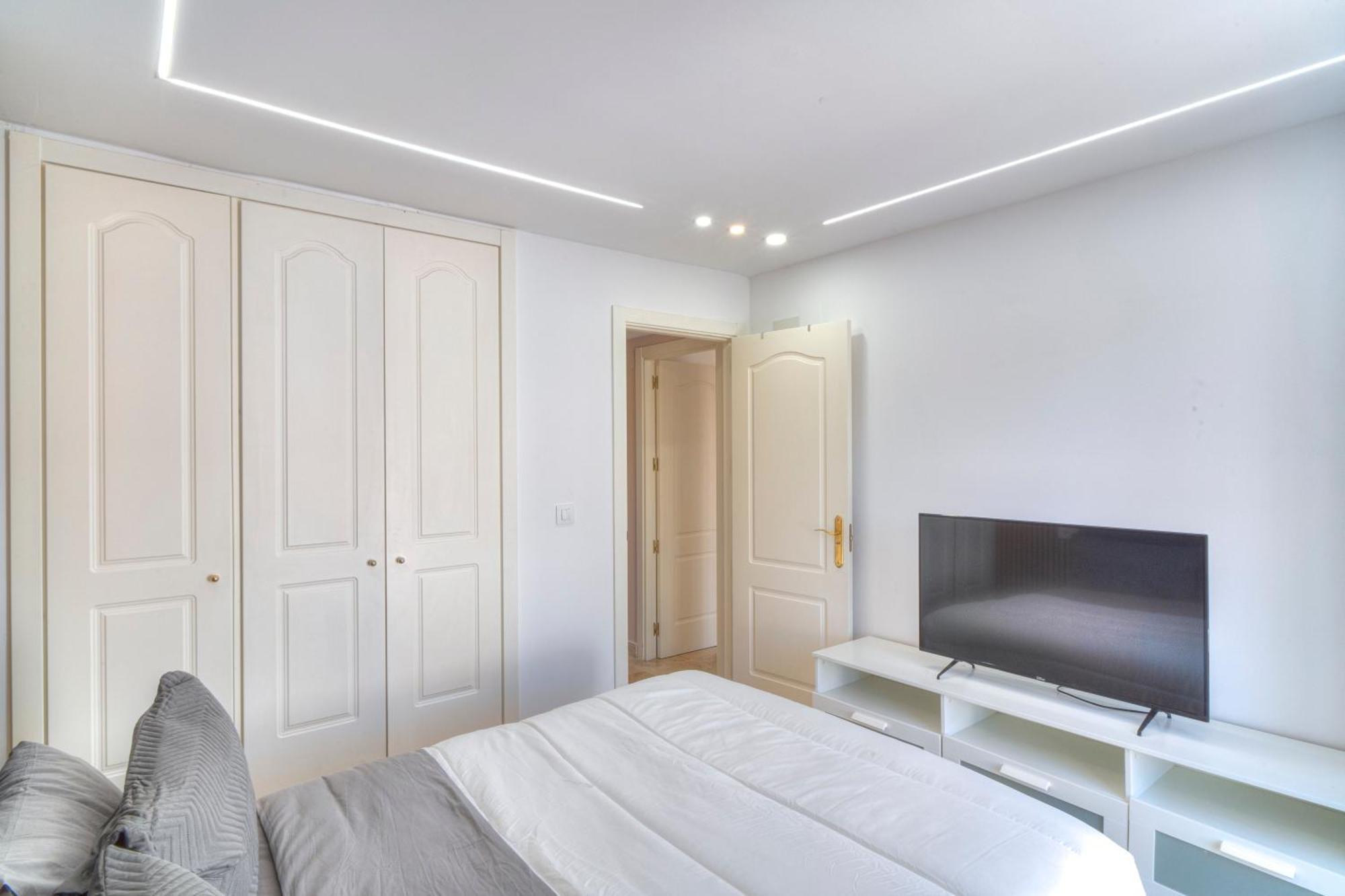 Serenity Luxury , Puerto Banus 马尔韦利亚 外观 照片