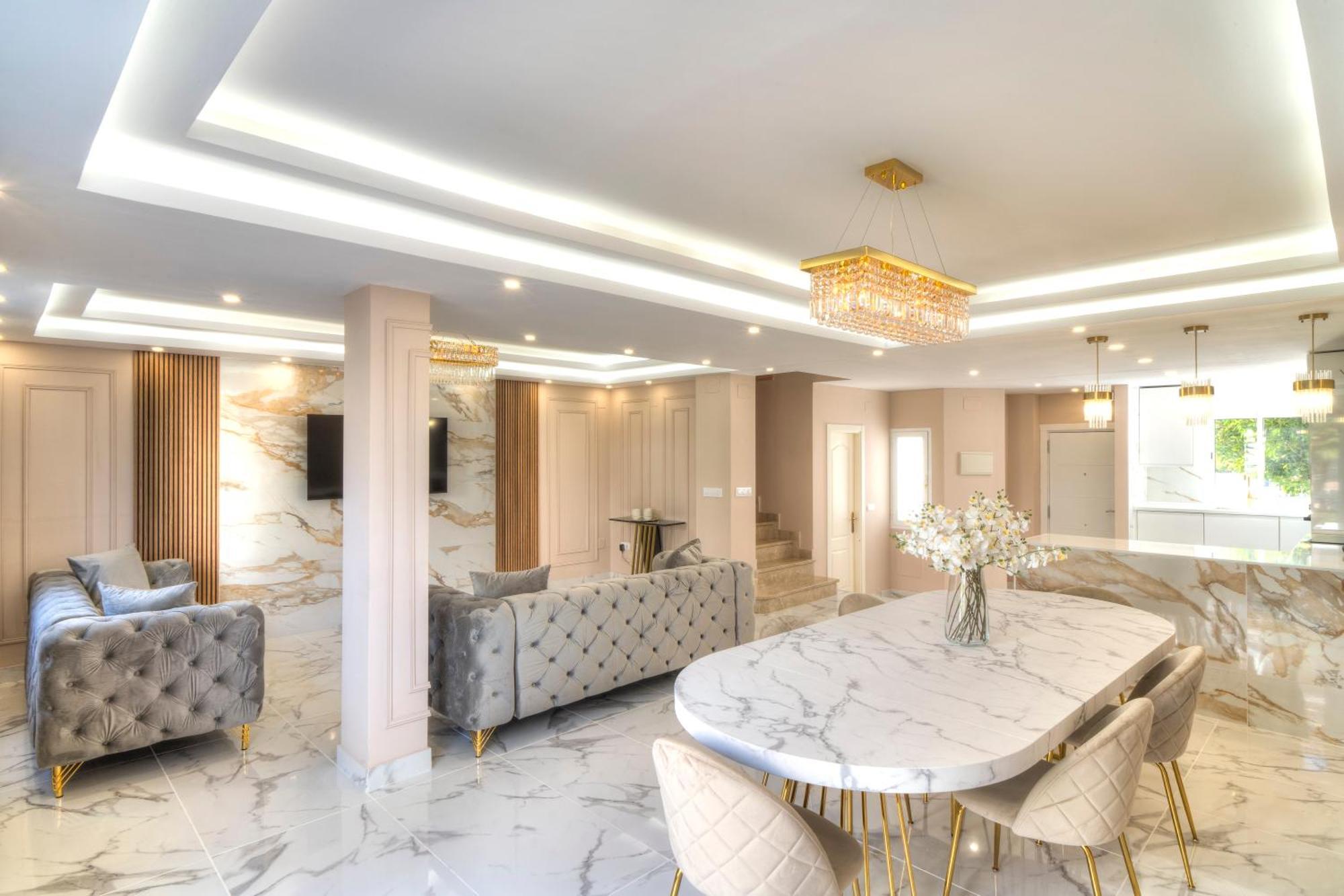Serenity Luxury , Puerto Banus 马尔韦利亚 外观 照片