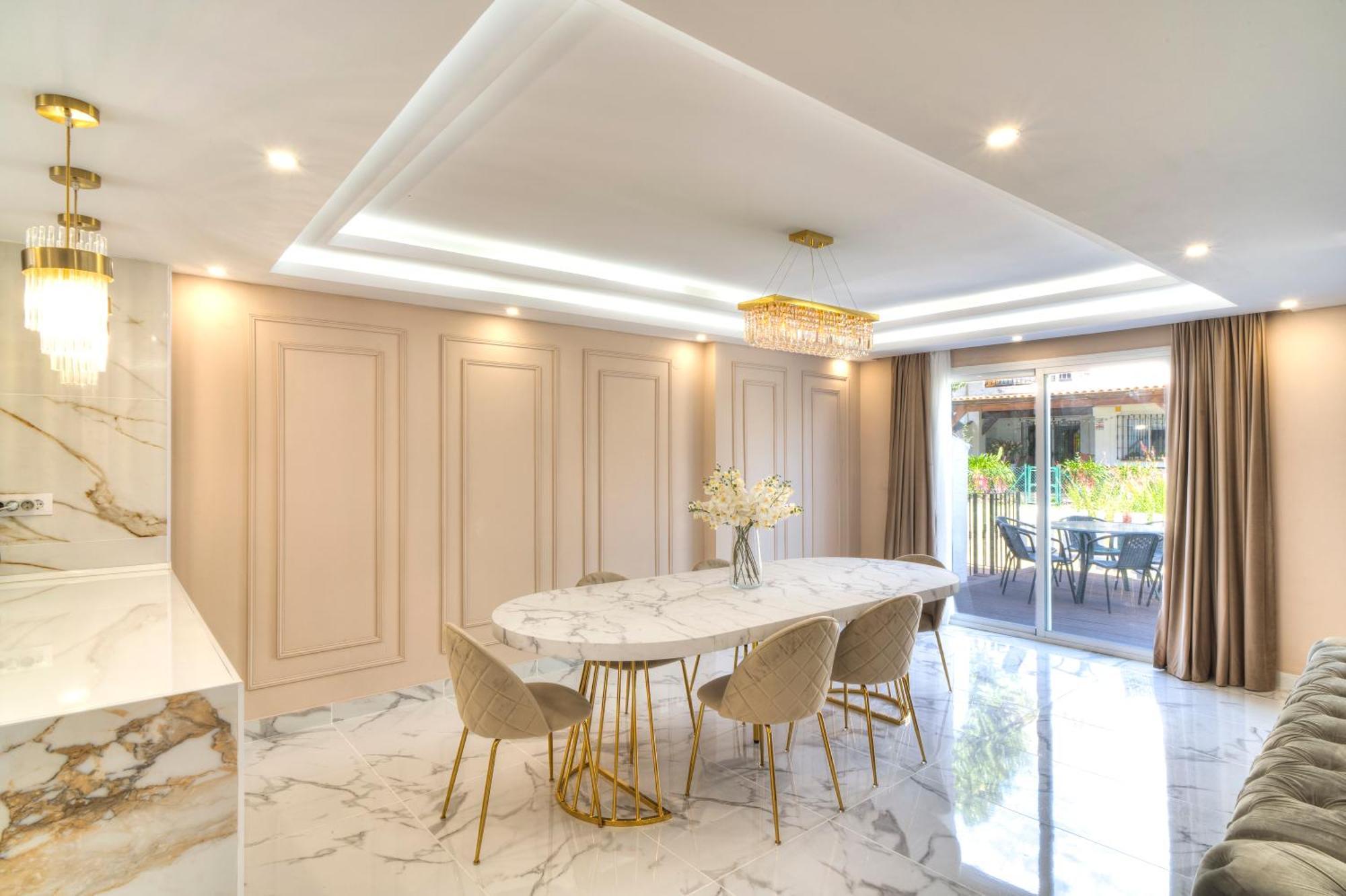 Serenity Luxury , Puerto Banus 马尔韦利亚 外观 照片