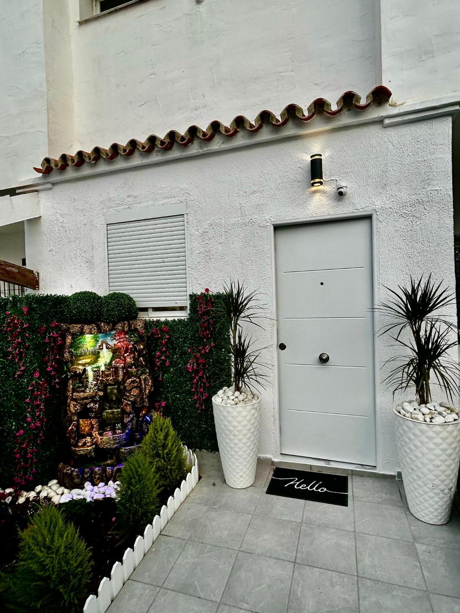 Serenity Luxury , Puerto Banus 马尔韦利亚 外观 照片